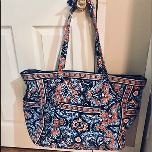 Vera Bradley- Get Carried Away Tote